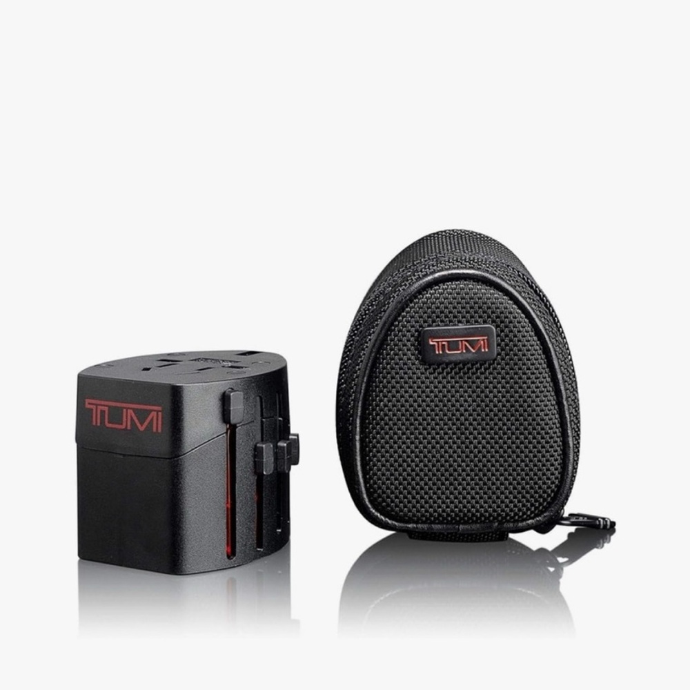 TUMI Black Electric Travel Adapter Plug with Case